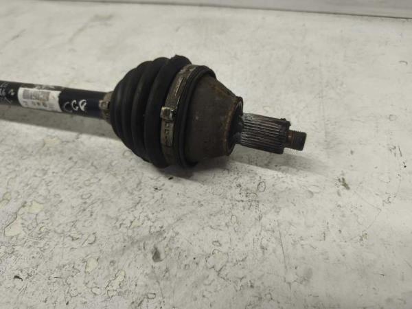 ARBRE DE TRANSMISSION AVANT GAUCHE VAG - Vue 2